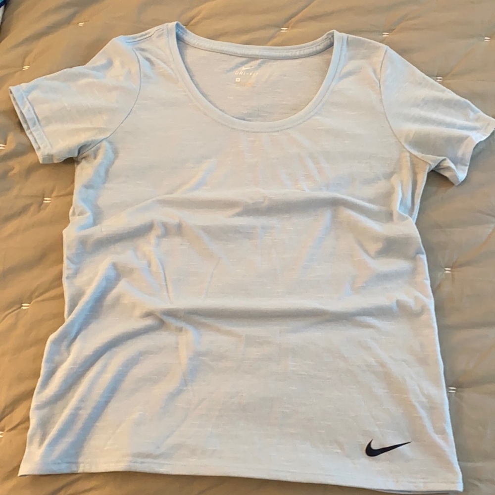 Nike tee